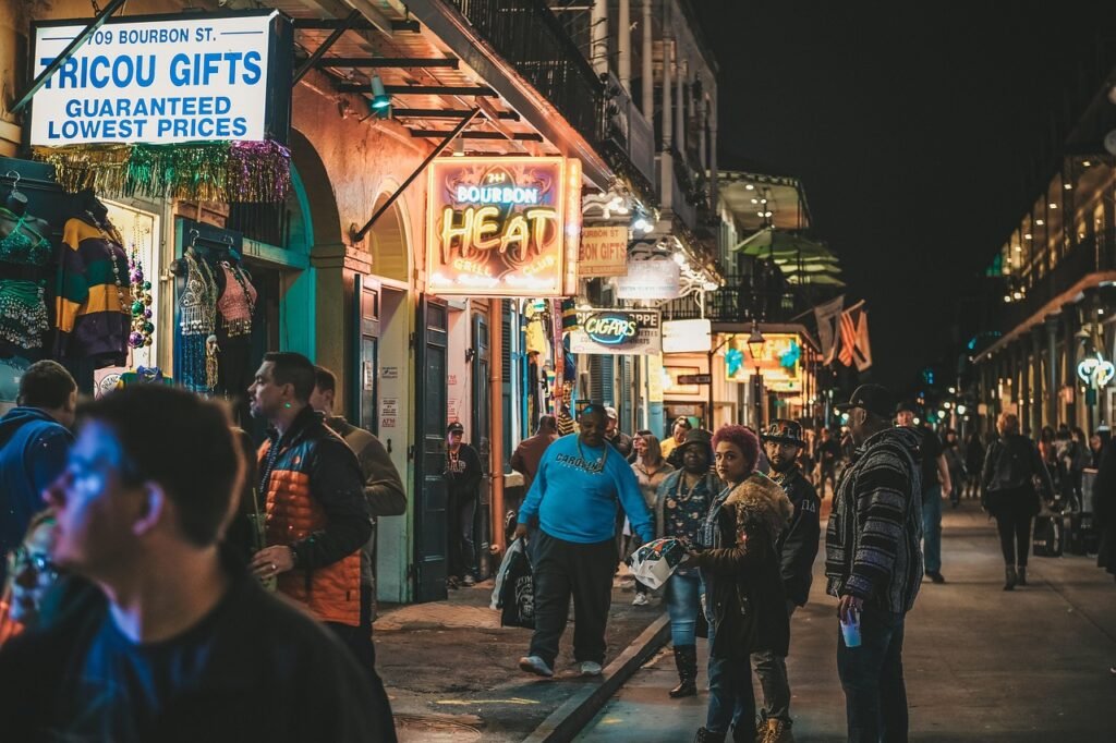 street, night, market-4431082.jpg